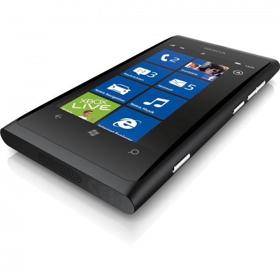 Nokia Lumia 800 (Produktfoto Amazon)
